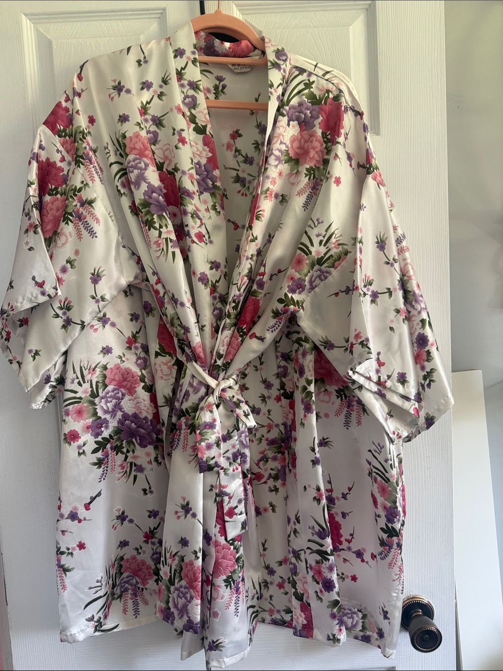 Satin Floral Kimono Robe in Cream with Pink & Purple Blooms